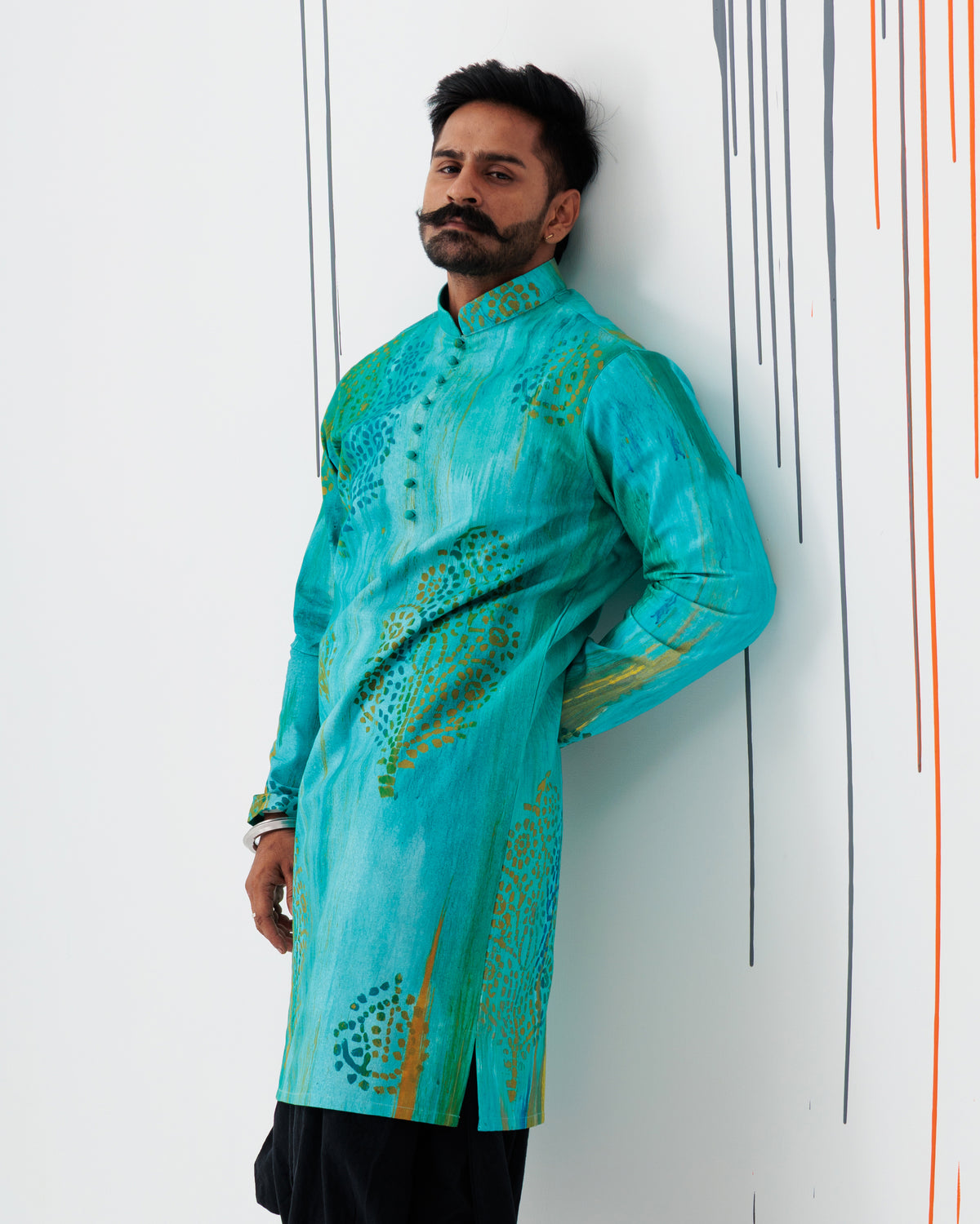 Temple Tree Mid-Length Kurta - view 3