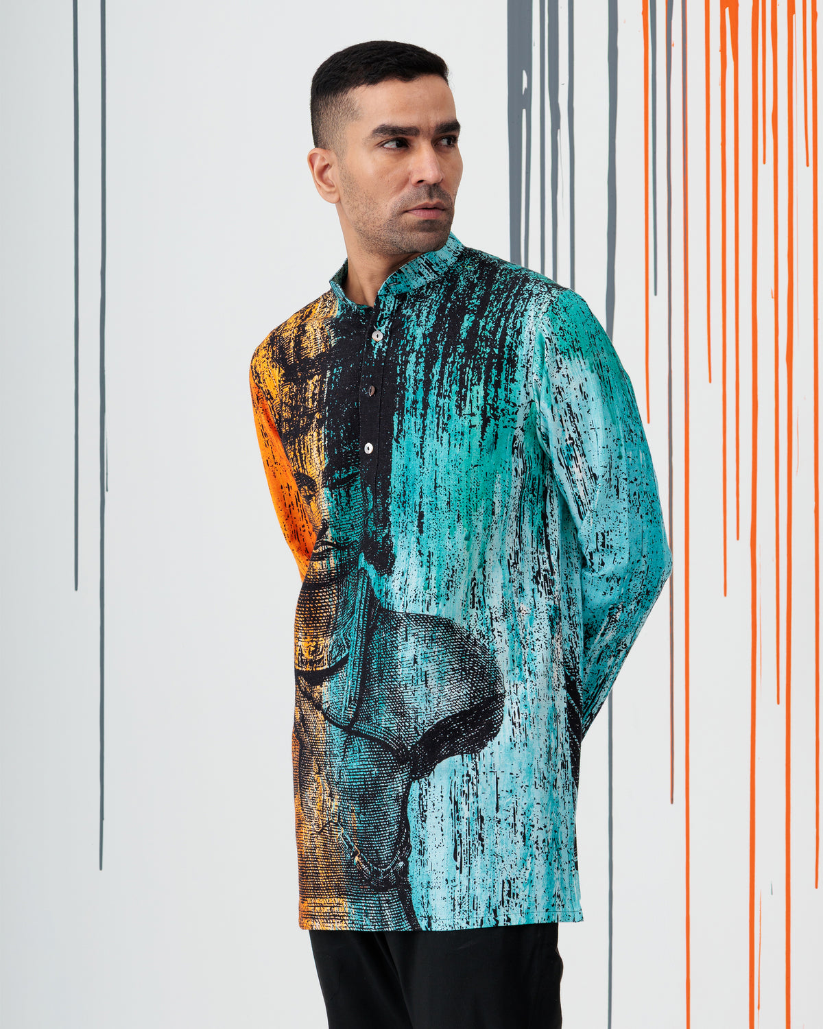 The Bodhisattva Amongst Us Mid-Length Kurta - view 3