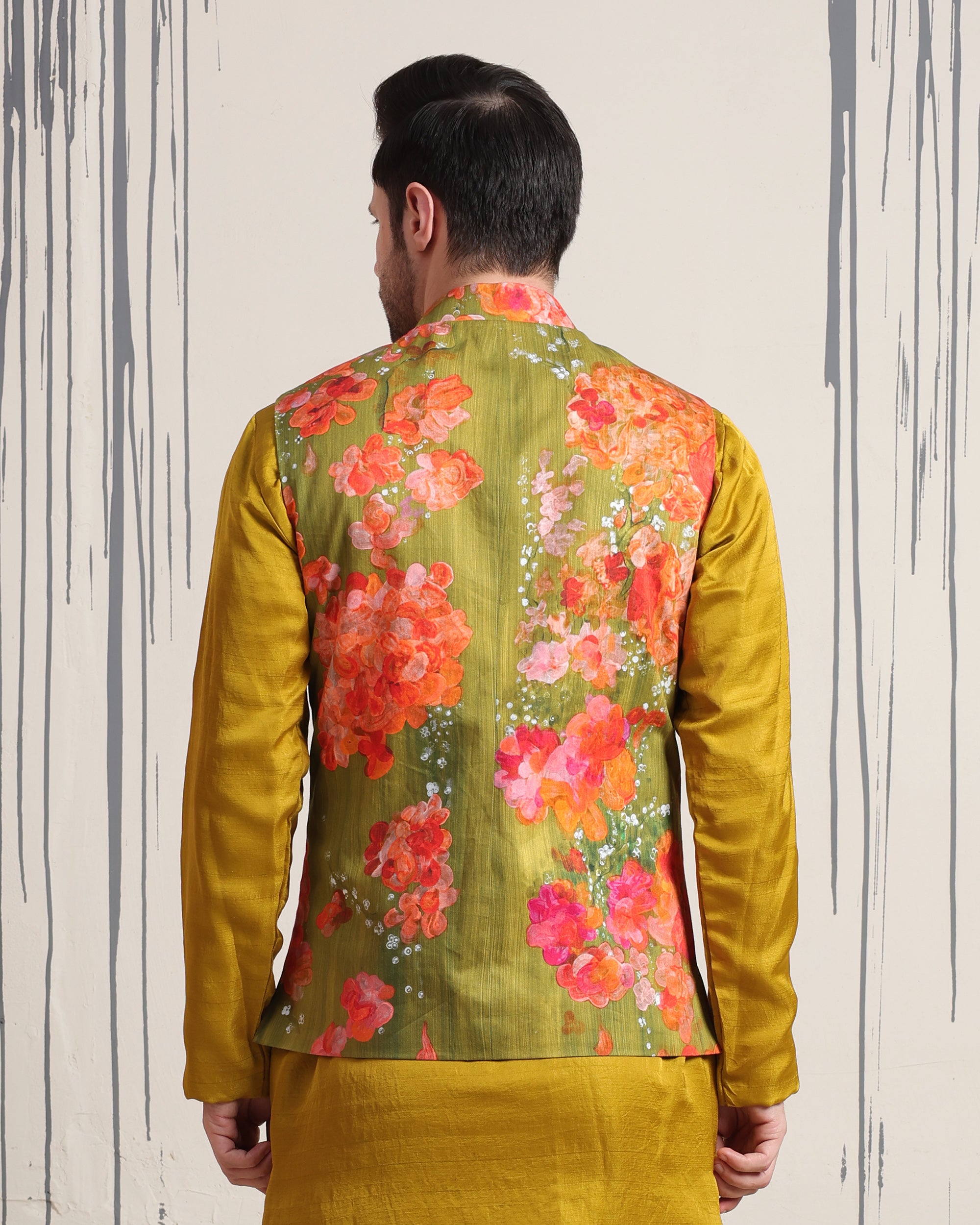 Bougainvillea & Moss Vest - view 2