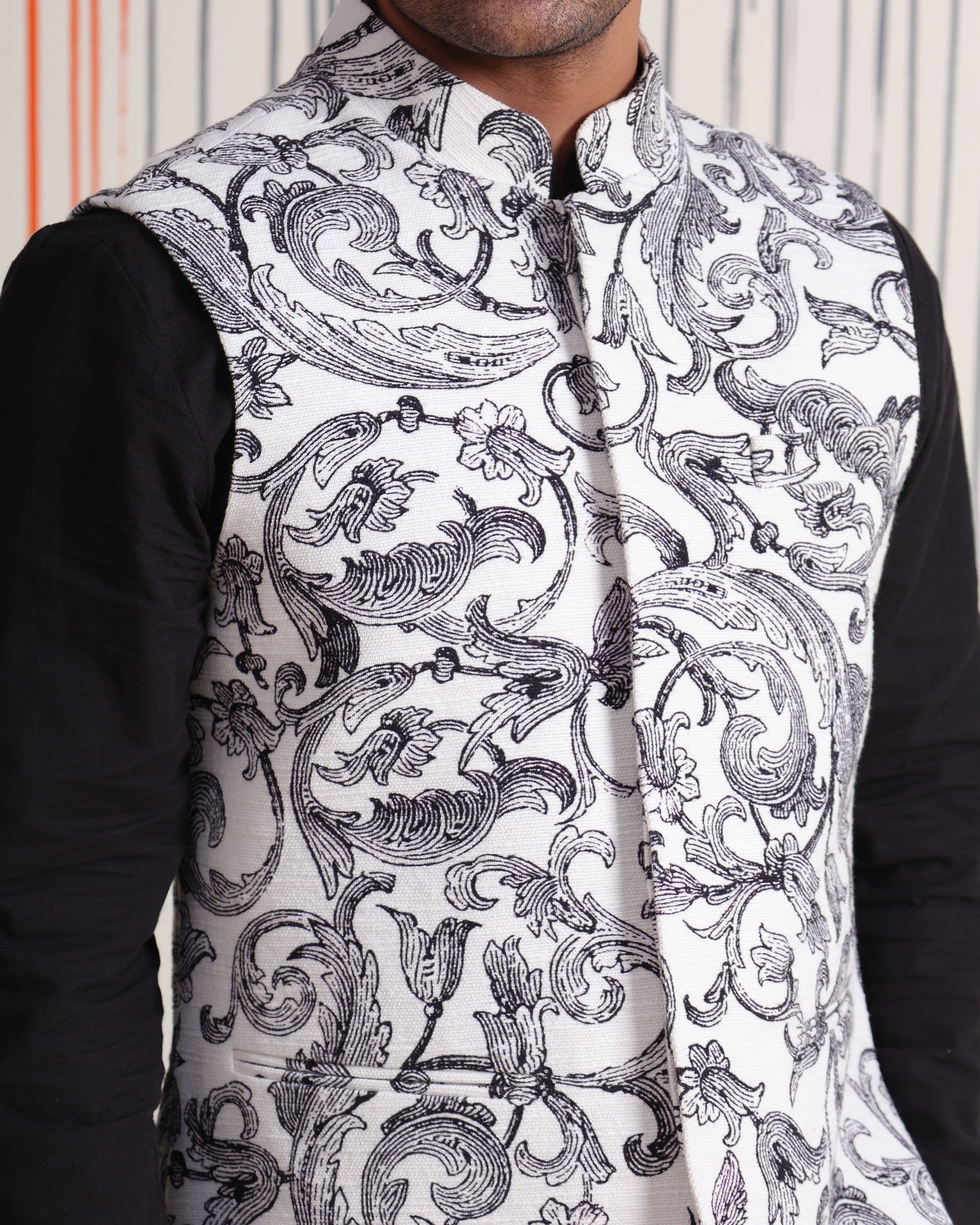 Florentine Scroll Vest - view 4