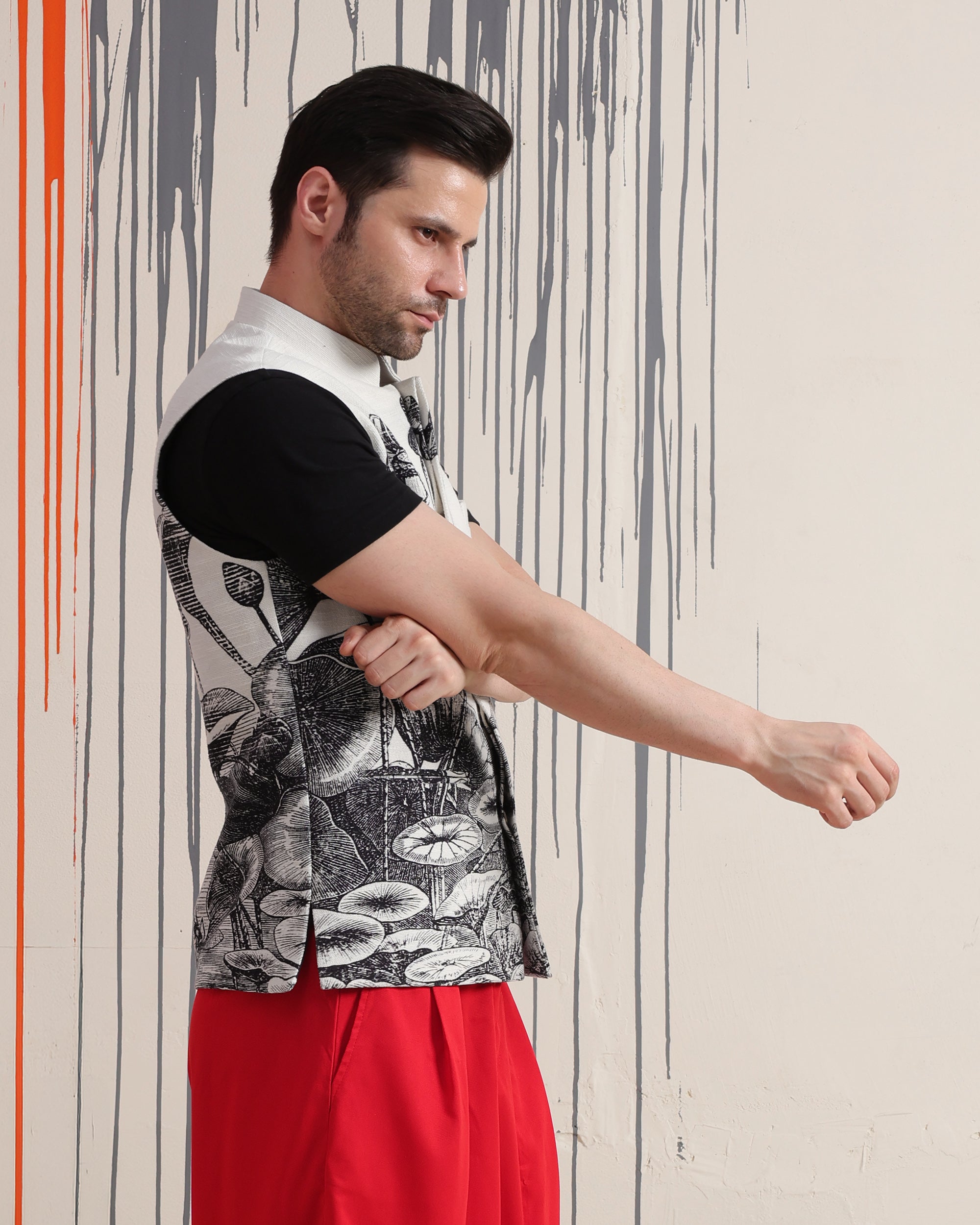 Black Lotus Vest - view 3