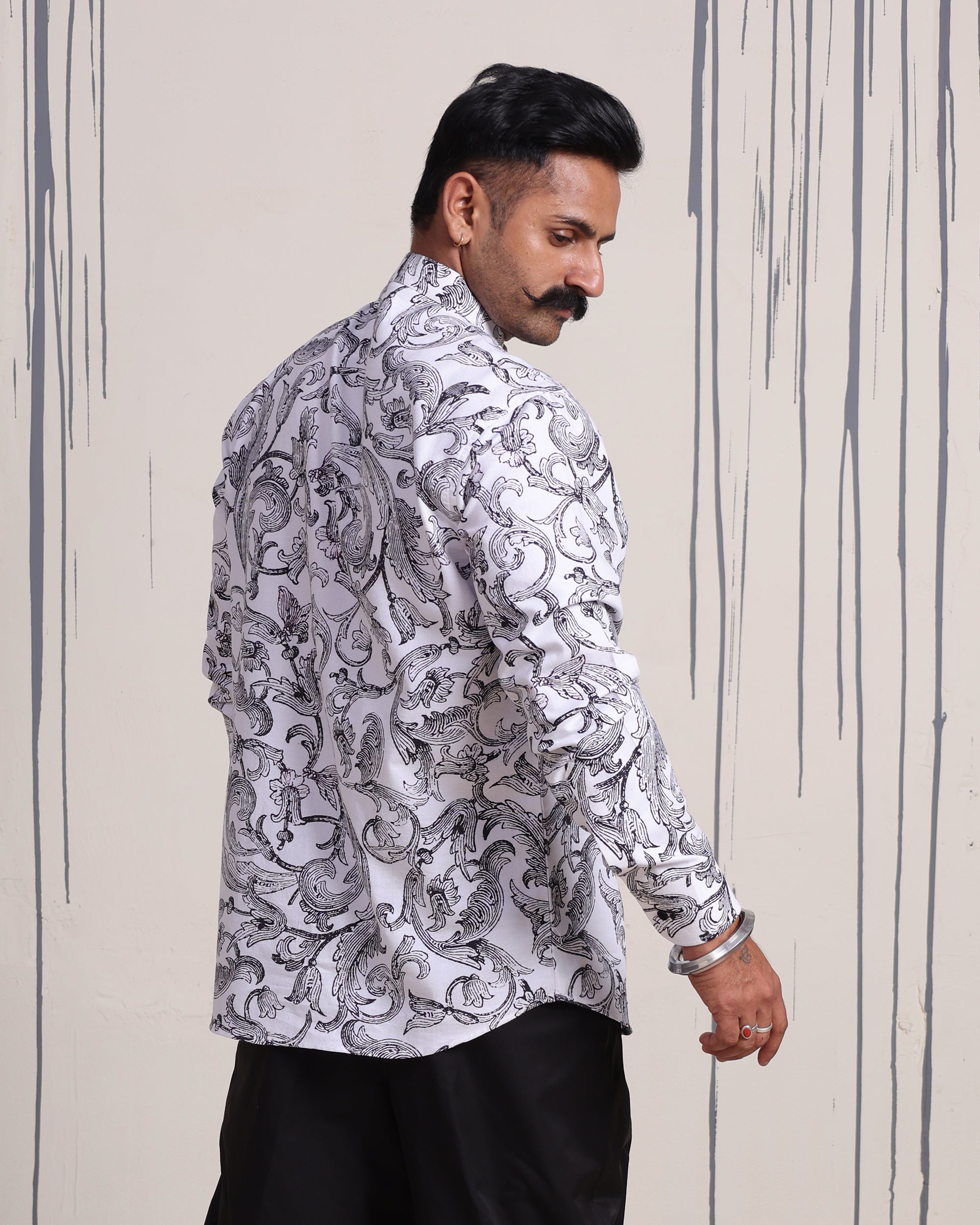 Florentine Scroll Mandarin Collar Shirt - view 5