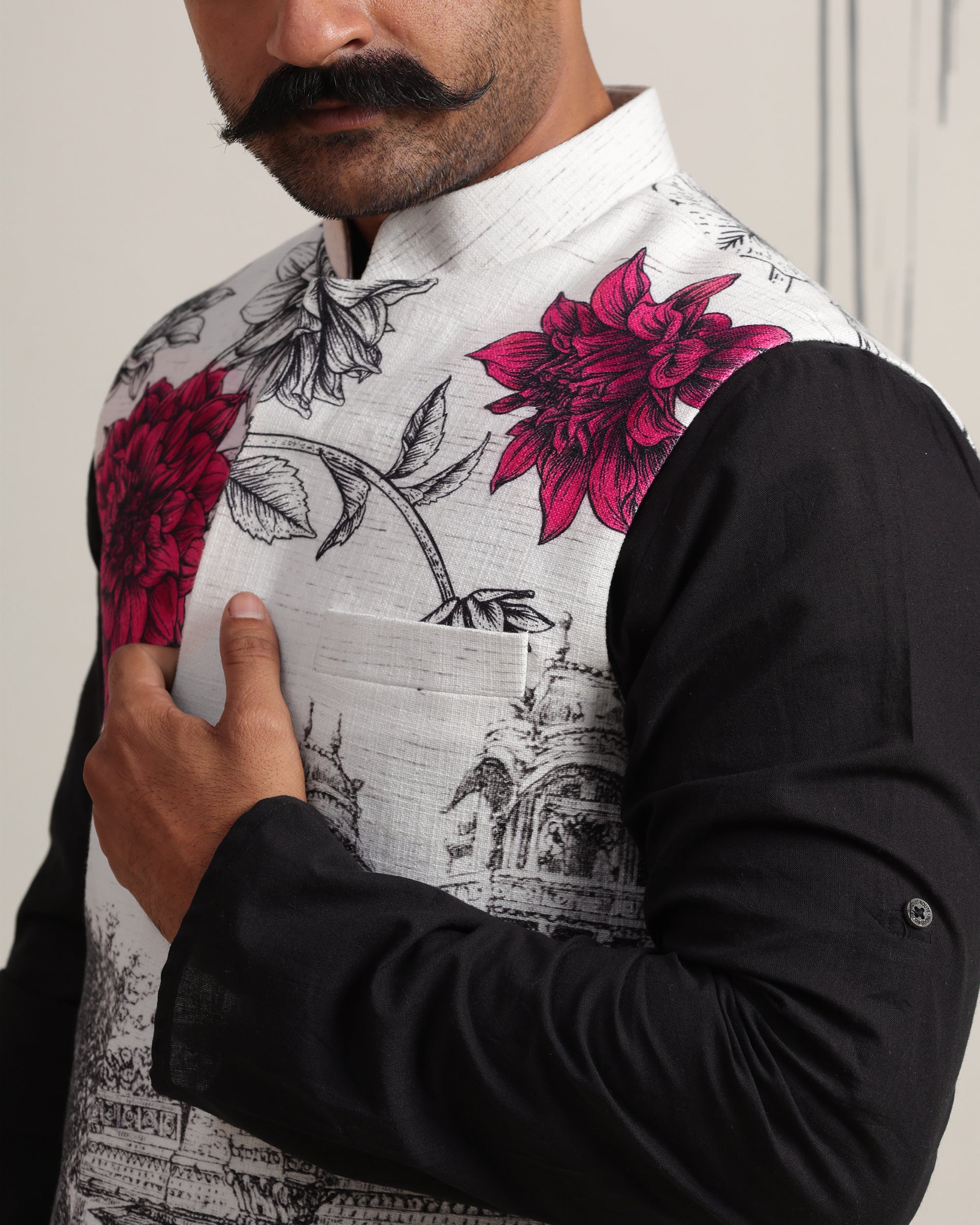 Dahlia Court Vest - view 4