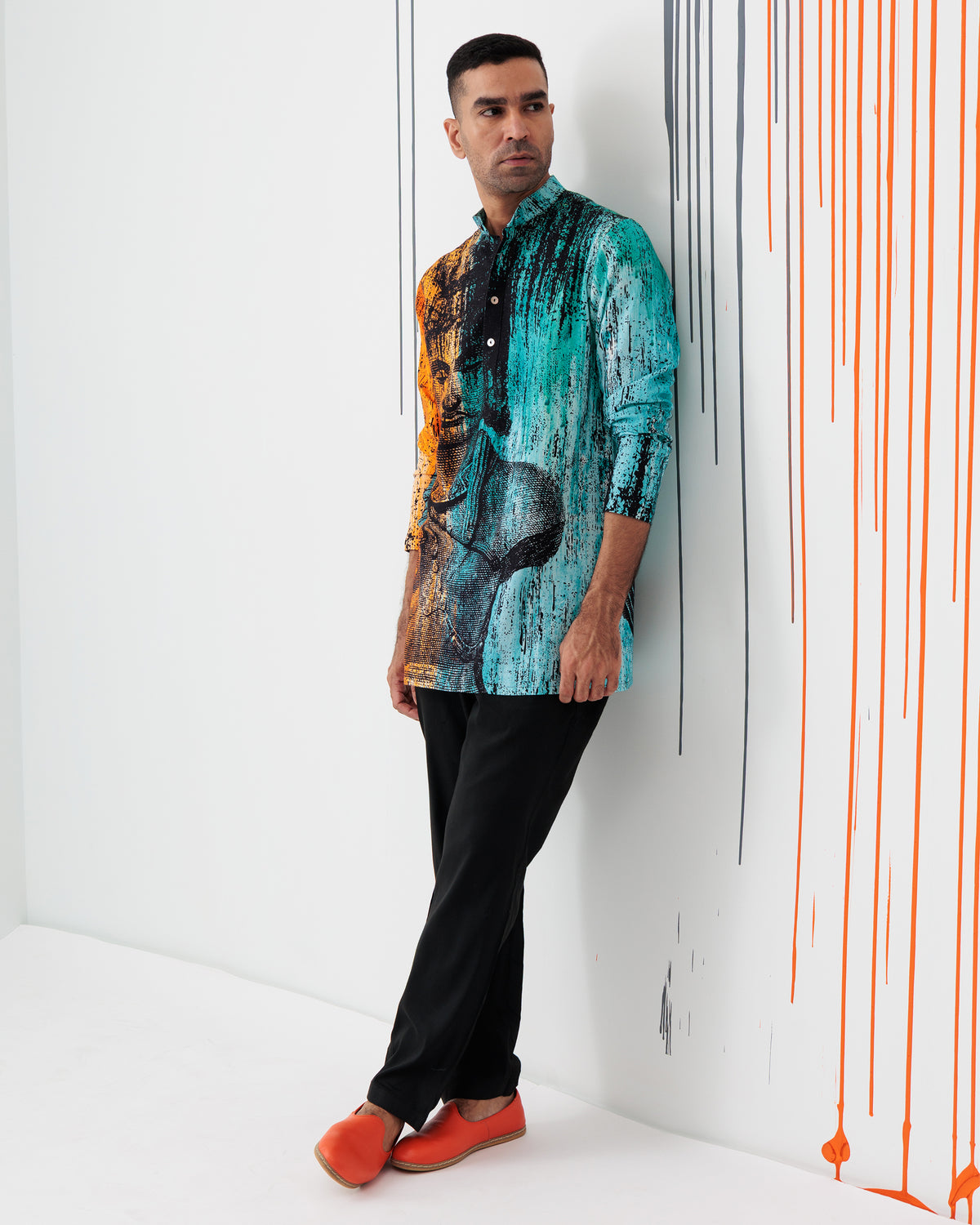 The Bodhisattva Amongst Us Mid-Length Kurta - view 6