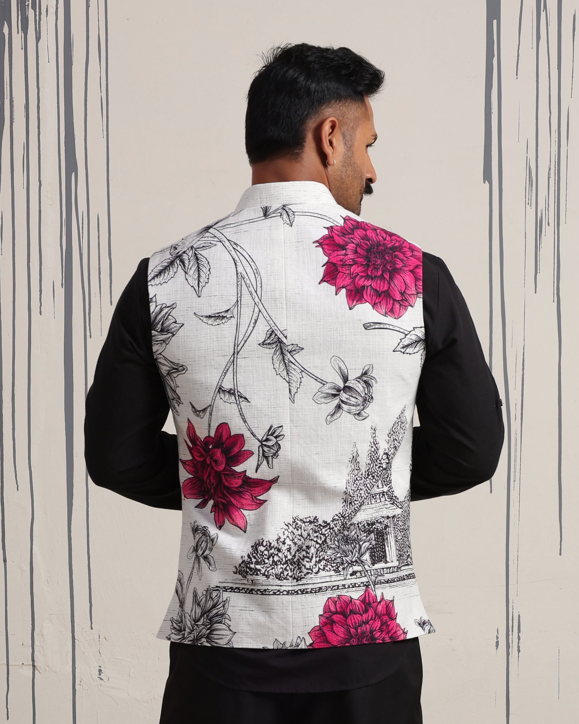 Dahlia Court Vest - view 2