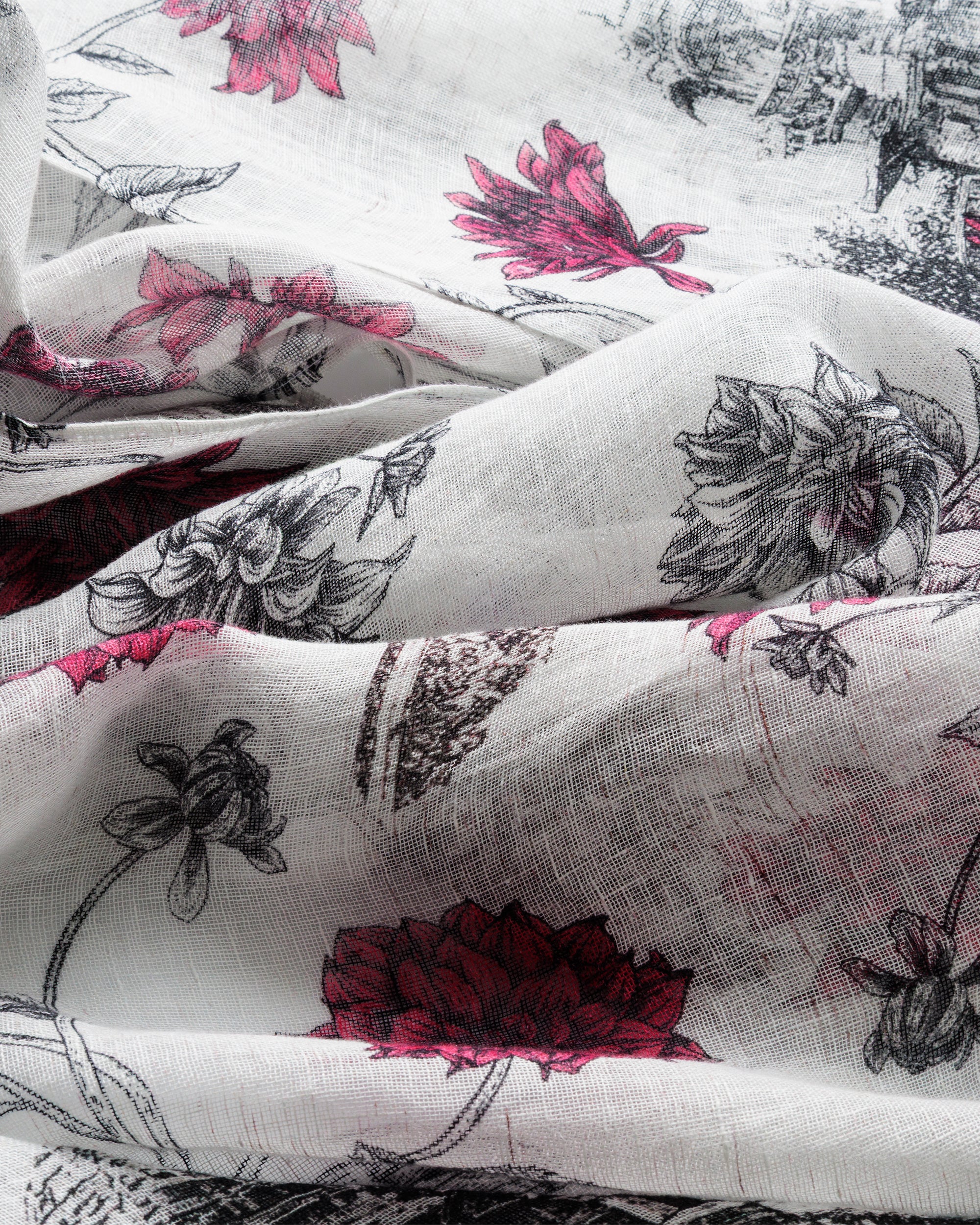 Dahlia Court Dupatta - view 6