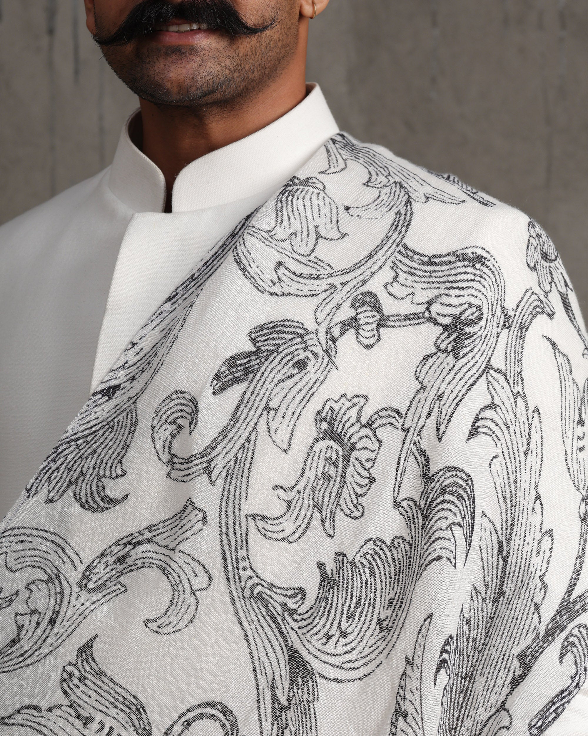 Florentine Scroll Dupatta - view 4