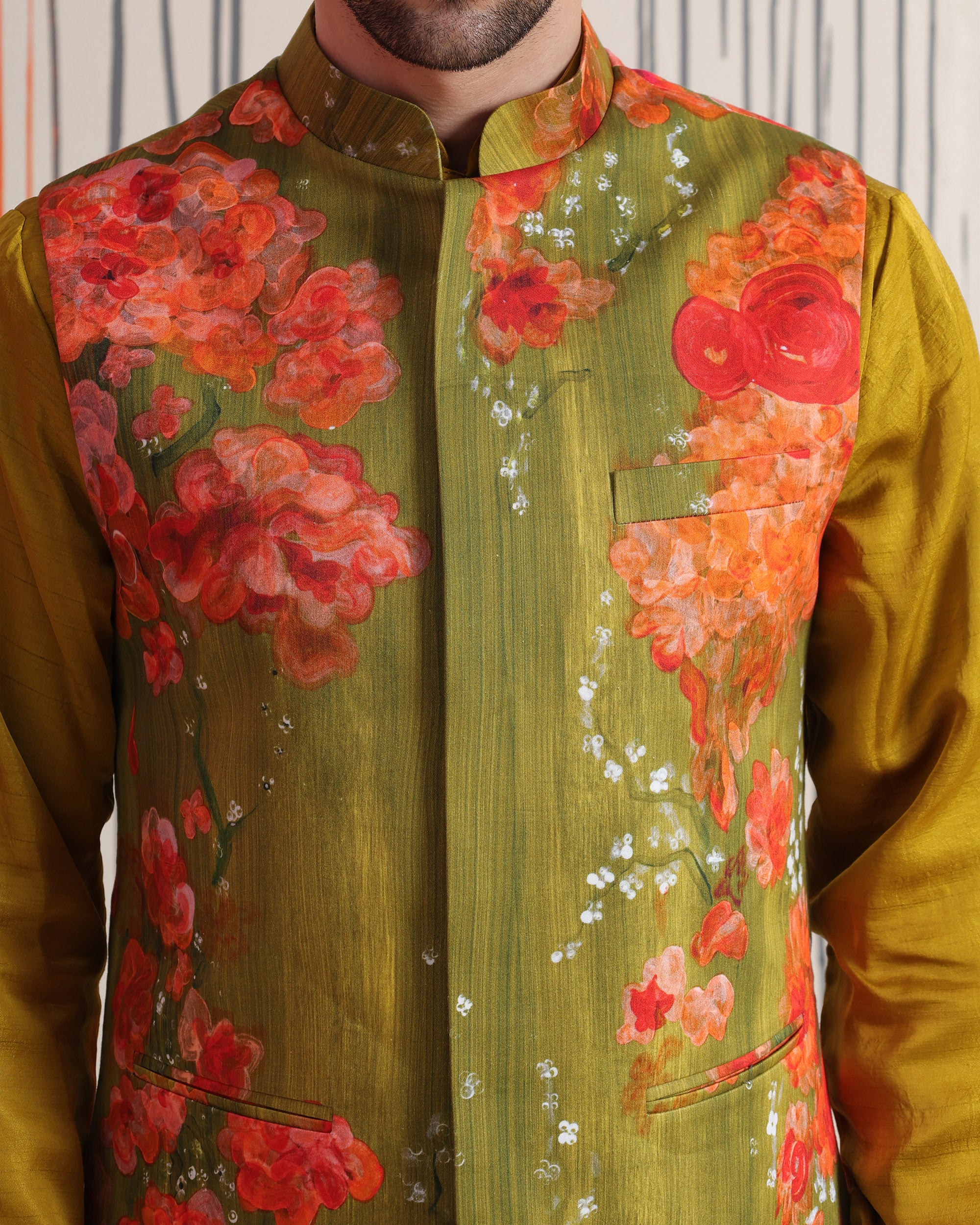 Bougainvillea & Moss Vest - view 4